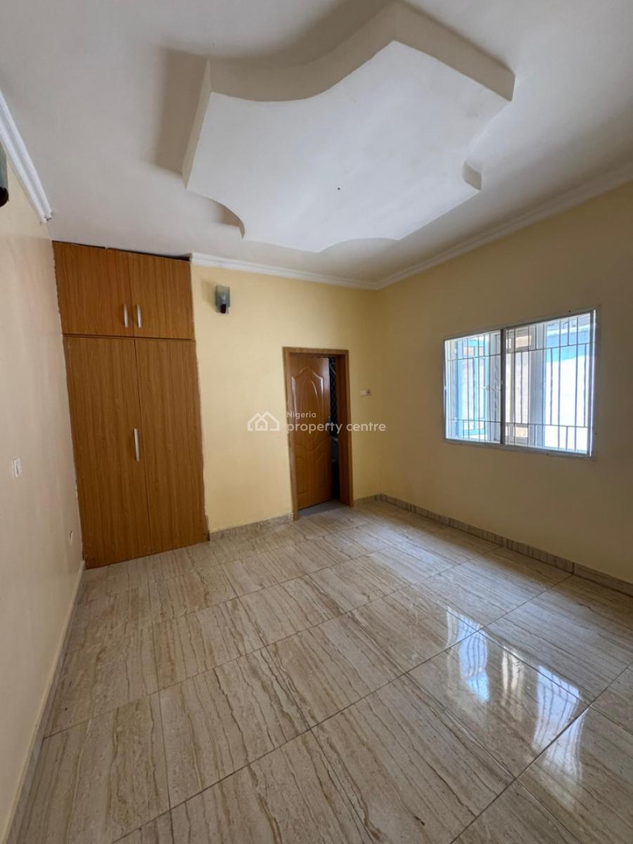 Clean 2 Bedroom  Apartment, Lekki Phase One, Lekki, Lagos, Flat / Apartment for Rent