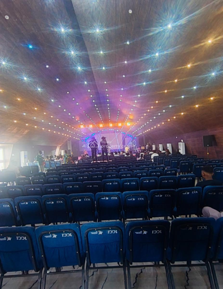 a Hall Space Event Center, Facing Express, Abijo, Lekki, Lagos, Conference / Meeting / Training Room for Rent