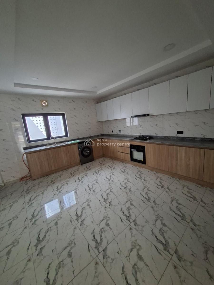 Fully Service 3bedroom Maissonette with Bq, Lekki Phase 1, Lekki, Lagos, House for Rent