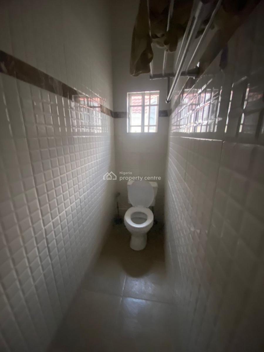 3 Bedroom Flat in a Serene Neighbourhood, Ajiran, Agungi, Lekki, Lagos, Flat / Apartment for Rent