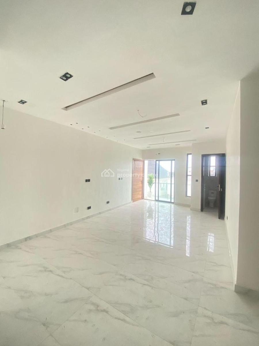 a Spacious 2 Bedroom Apartment with Good Facilities, Ologolo, Lekki, Lagos, House for Rent