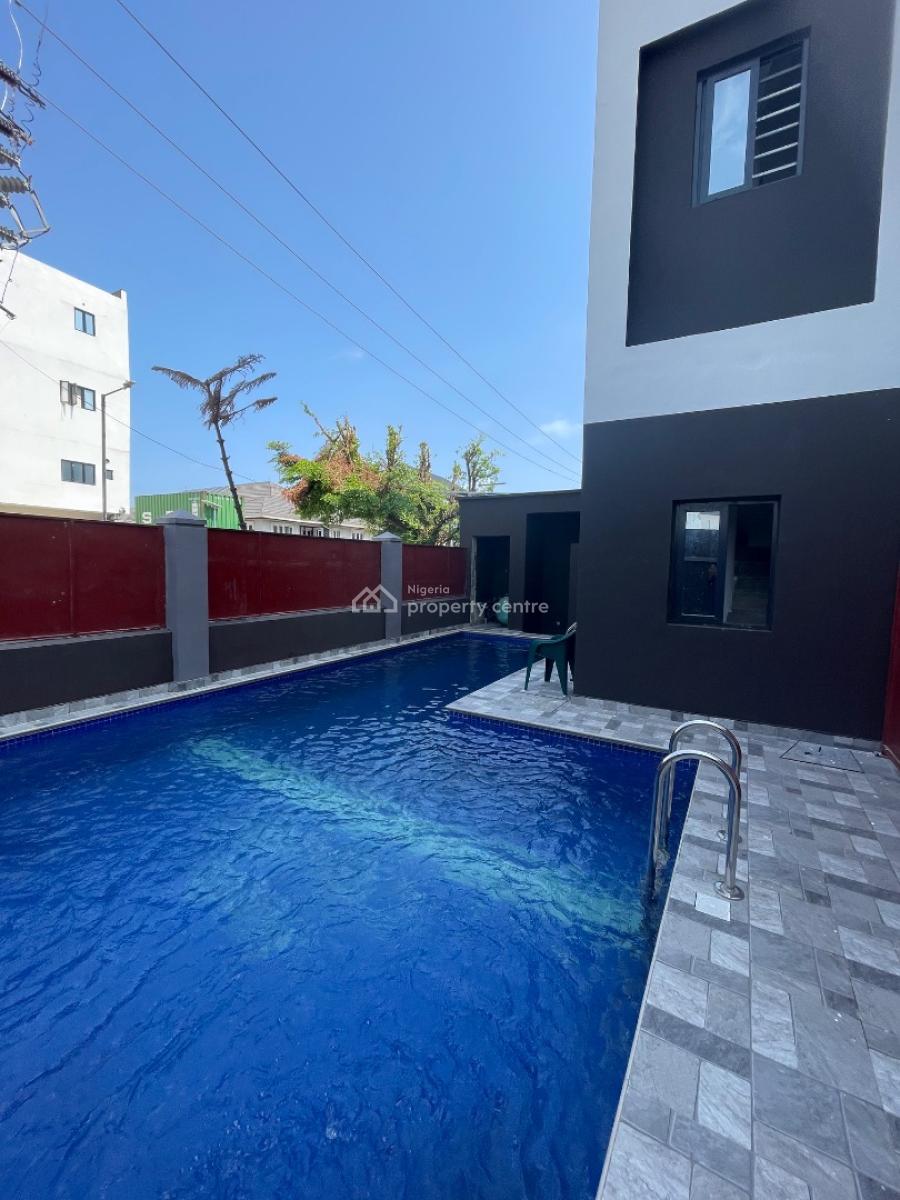 Beautifully Built 2 Bedroom Apartment, Lekki Right, Phase 1, Lekki, Lagos, Flat / Apartment for Sale