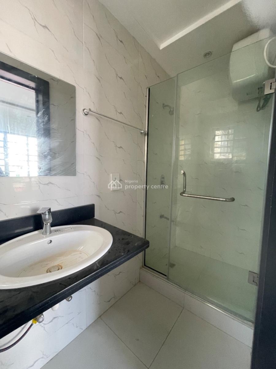 Beautifully Built 2 Bedroom Apartment, Lekki Right, Phase 1, Lekki, Lagos, Flat / Apartment for Sale