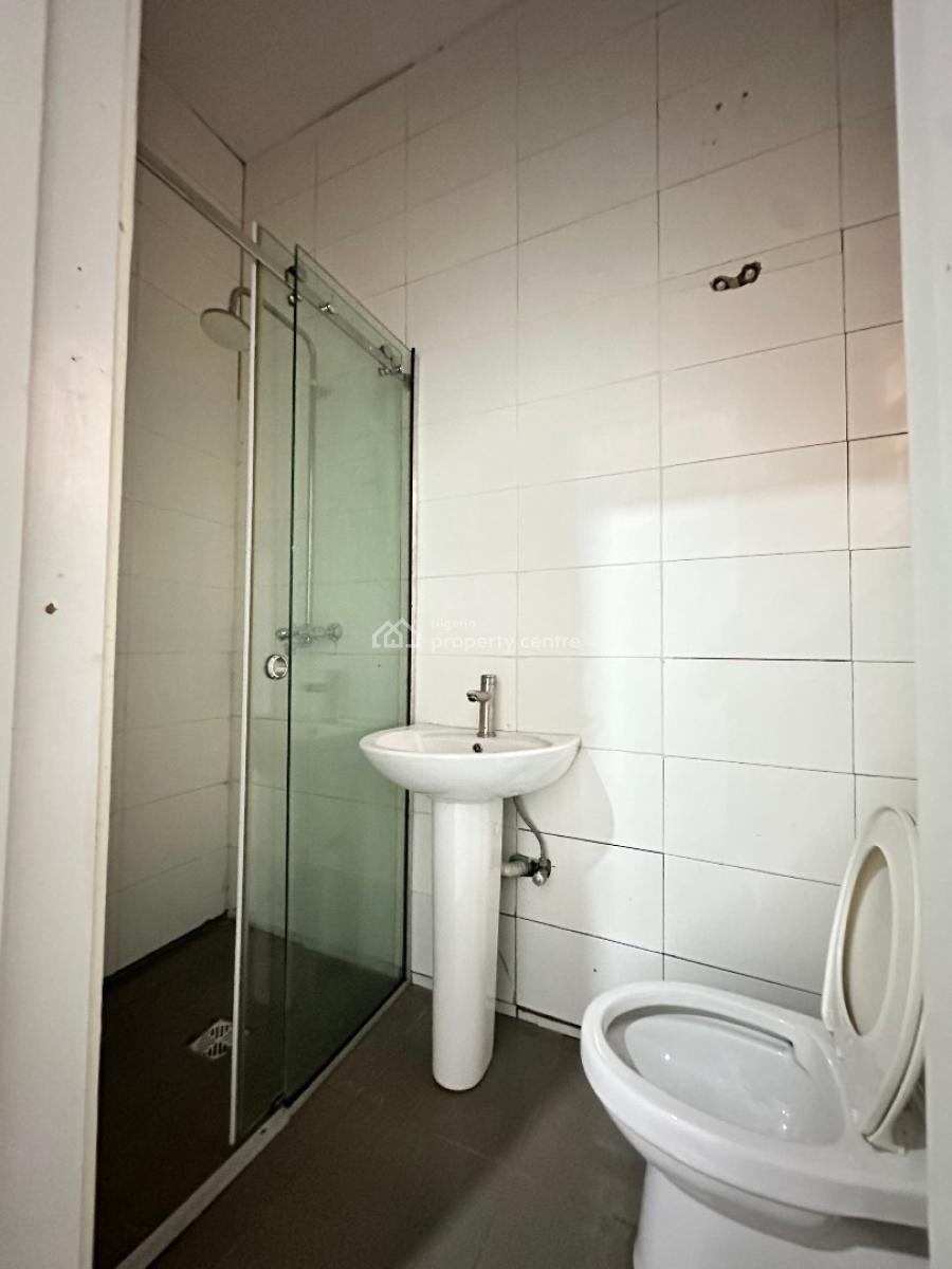 Standard N Beautiful Well Structured Single Room in a Duplex Shared Ap, Orchid Road Lekki Lagos, Lekki, Lagos, Self Contain (single Rooms) for Rent