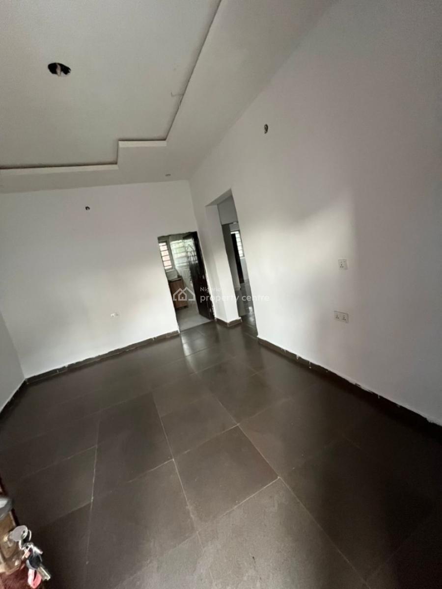 Neatly Used 2bedroom Flat, Treasure Estate, Ogidan Sky Mall Lane, Ajah, Lagos, Flat / Apartment for Rent