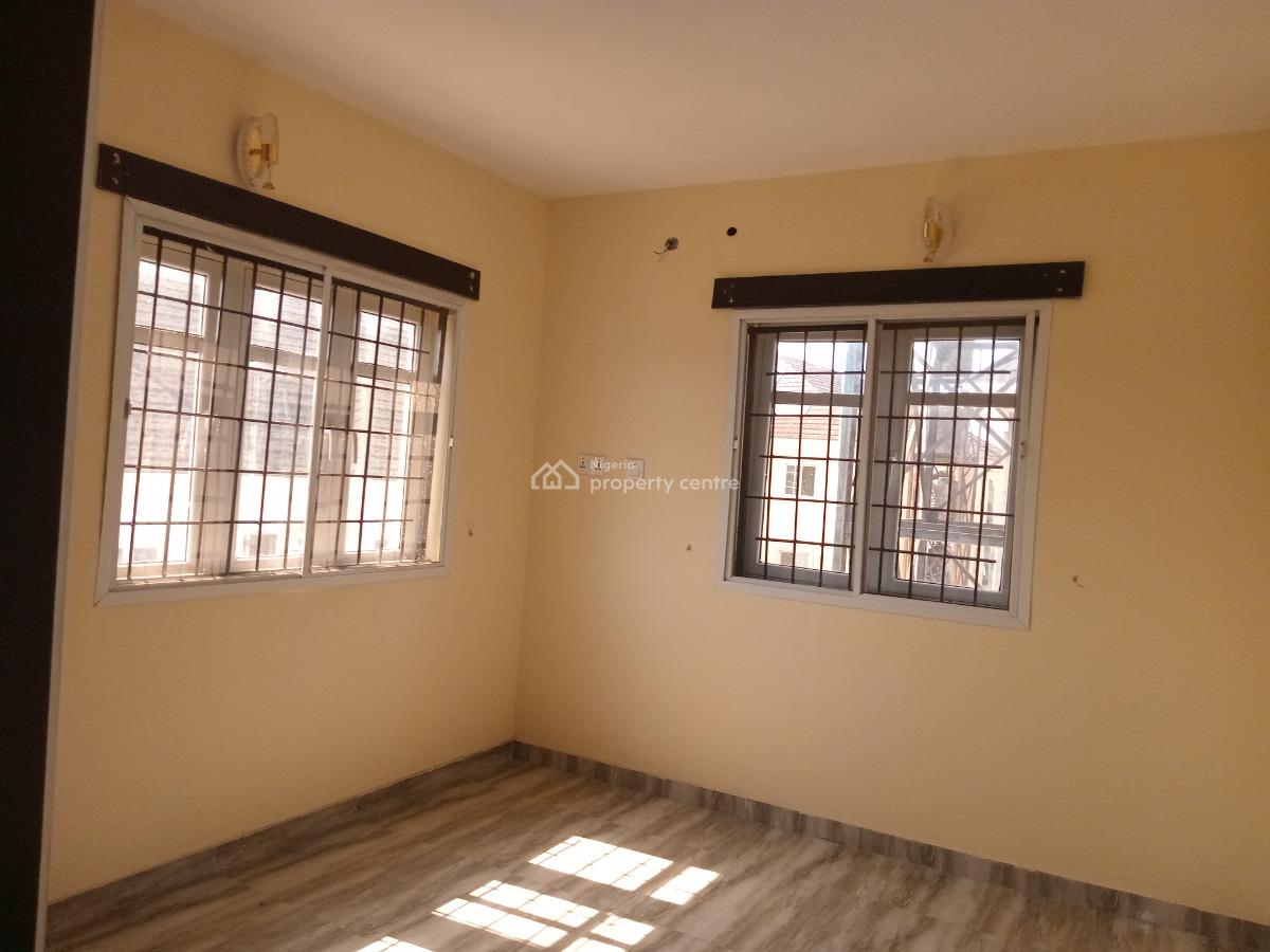 Spacious 3bedroom Flat Upstairs, Ogombo, Ajah, Lagos, Flat / Apartment for Rent