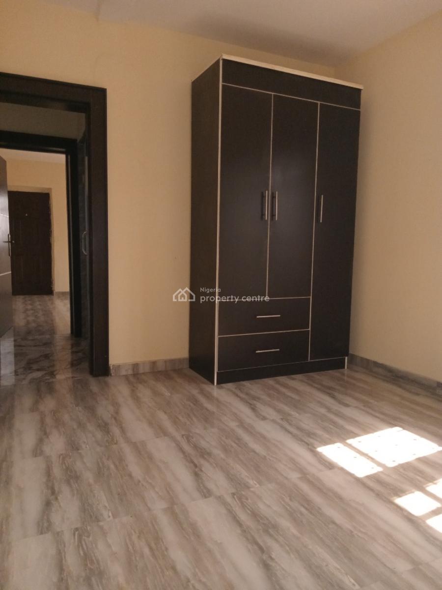 Spacious 3bedroom Flat Upstairs, Ogombo, Ajah, Lagos, Flat / Apartment for Rent