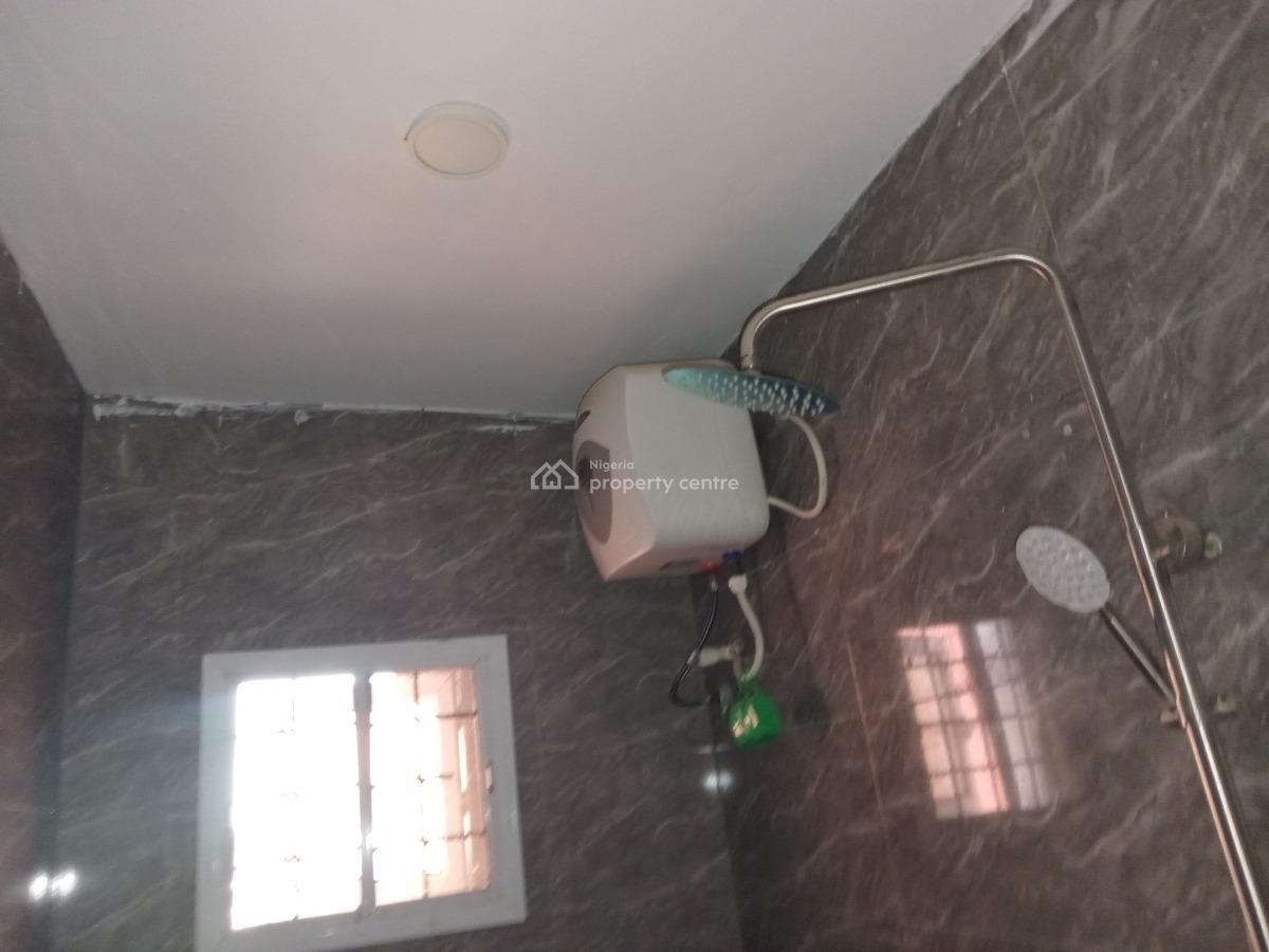 Spacious 3bedroom Flat Upstairs, Ogombo, Ajah, Lagos, Flat / Apartment for Rent