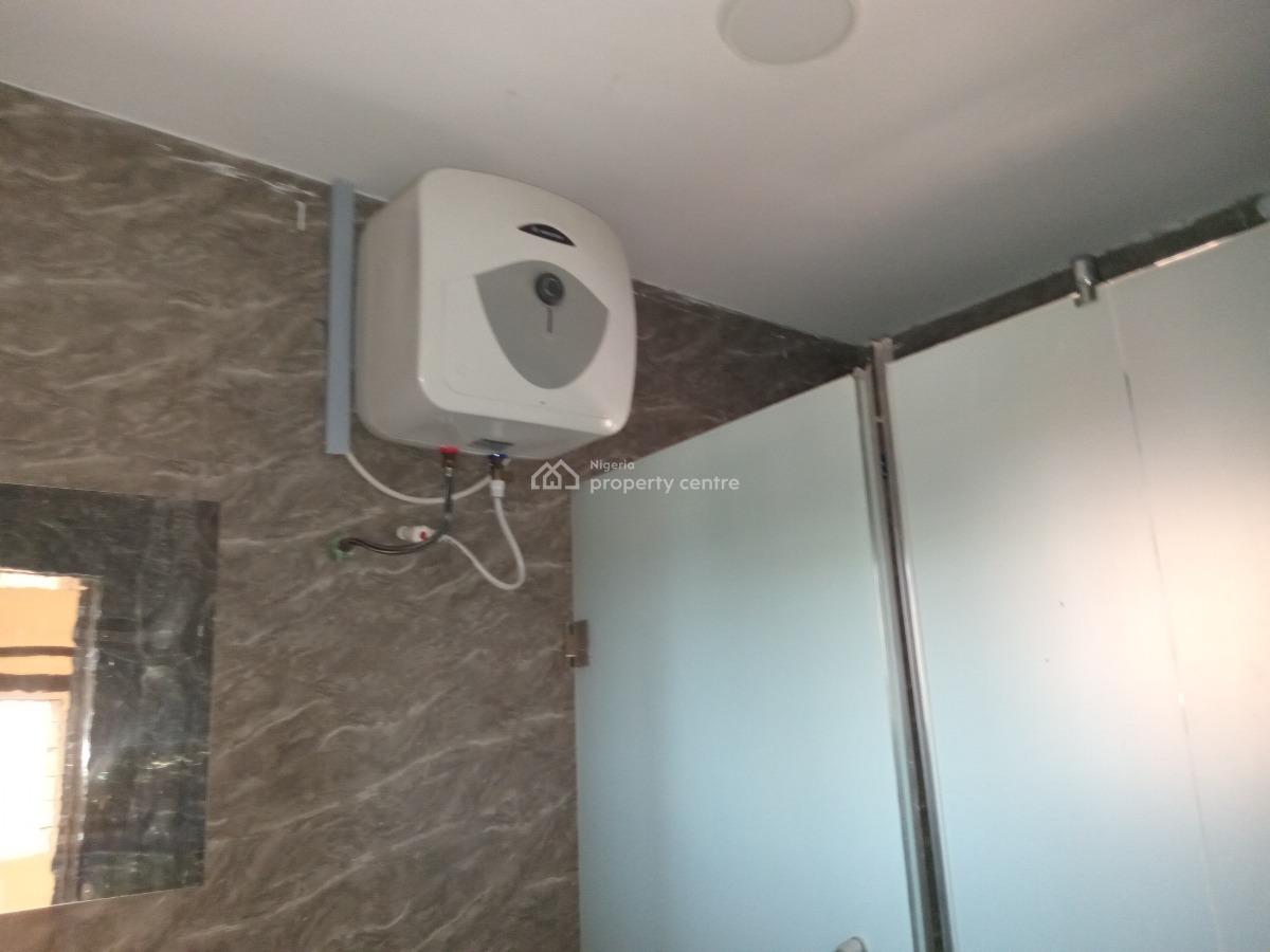 Spacious 3bedroom Flat Upstairs, Ogombo, Ajah, Lagos, Flat / Apartment for Rent