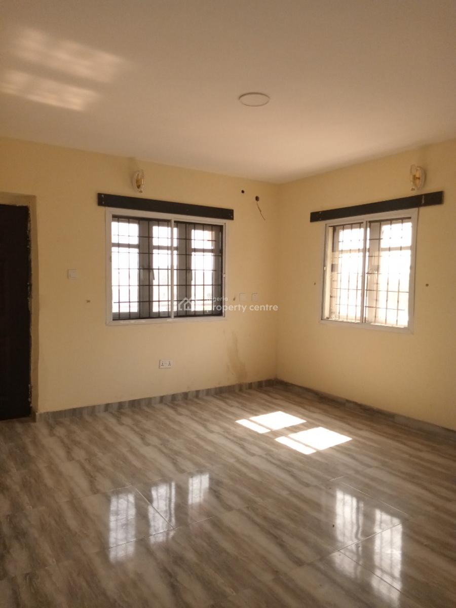 Spacious 3bedroom Flat Upstairs, Ogombo, Ajah, Lagos, Flat / Apartment for Rent
