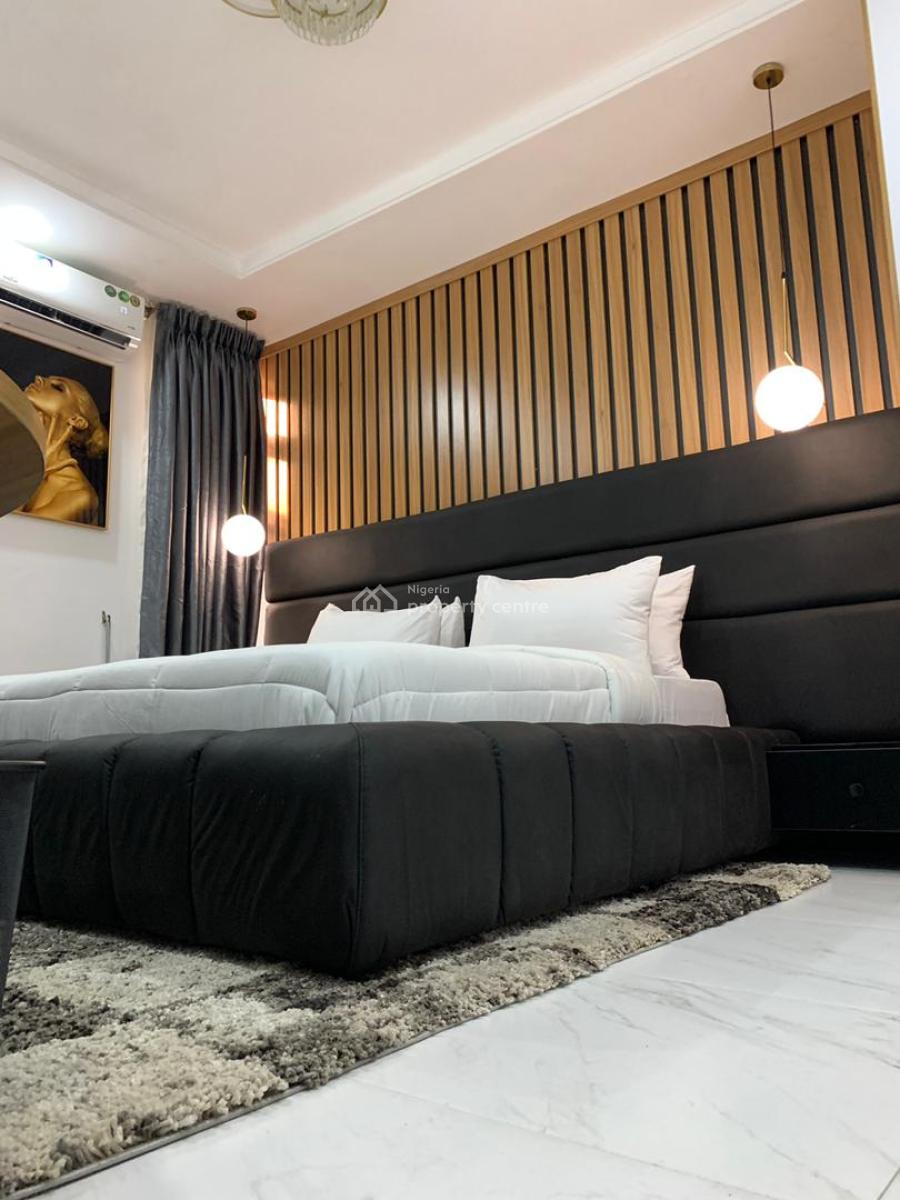 Luxury 3-bedroom Apartment with Housekeeping and in House Chef, 2 Balconies, Cctv,ps5, Lekki Phase 1, Lekki, Lagos, Flat / Apartment Short Let