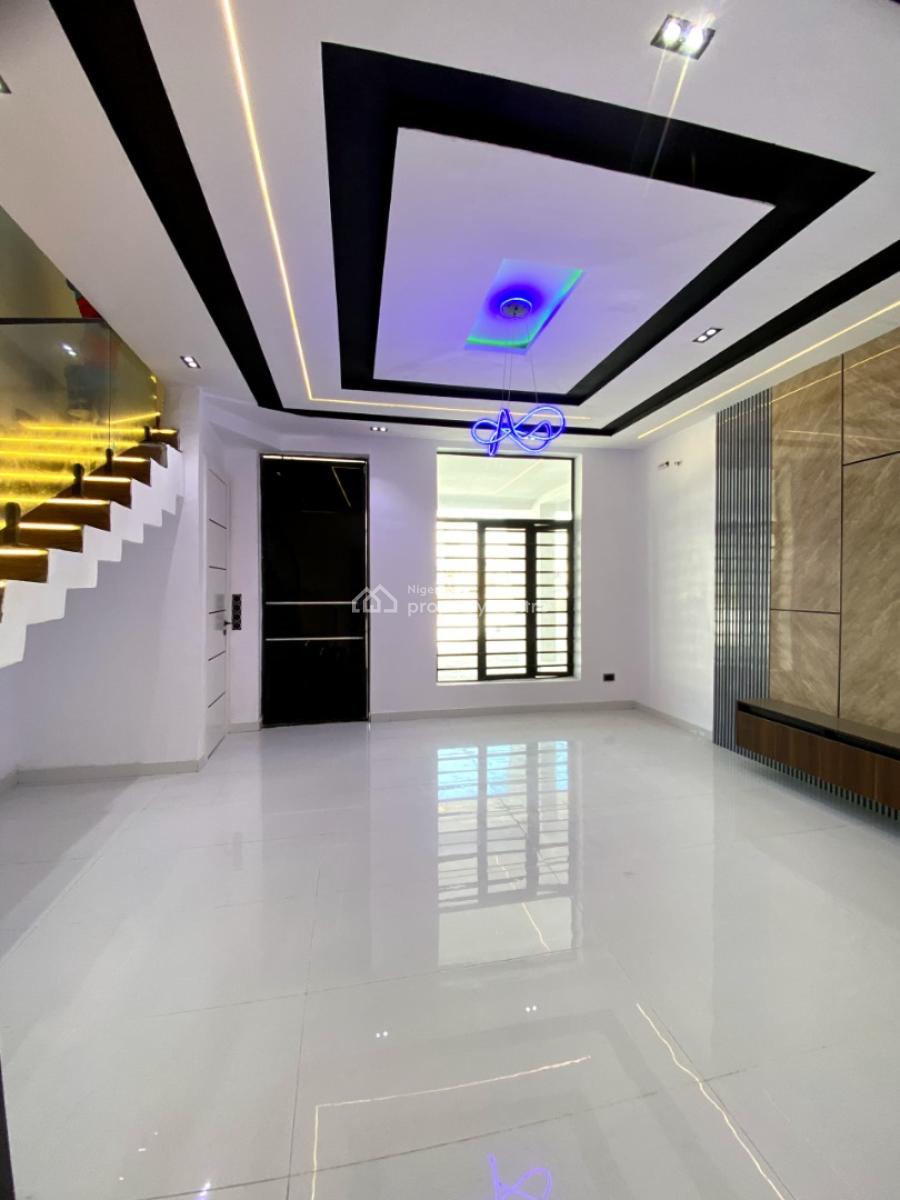 3 Bedroom Terrace Duplex Available, Ikota, Lekki, Lagos, Terraced Duplex for Sale