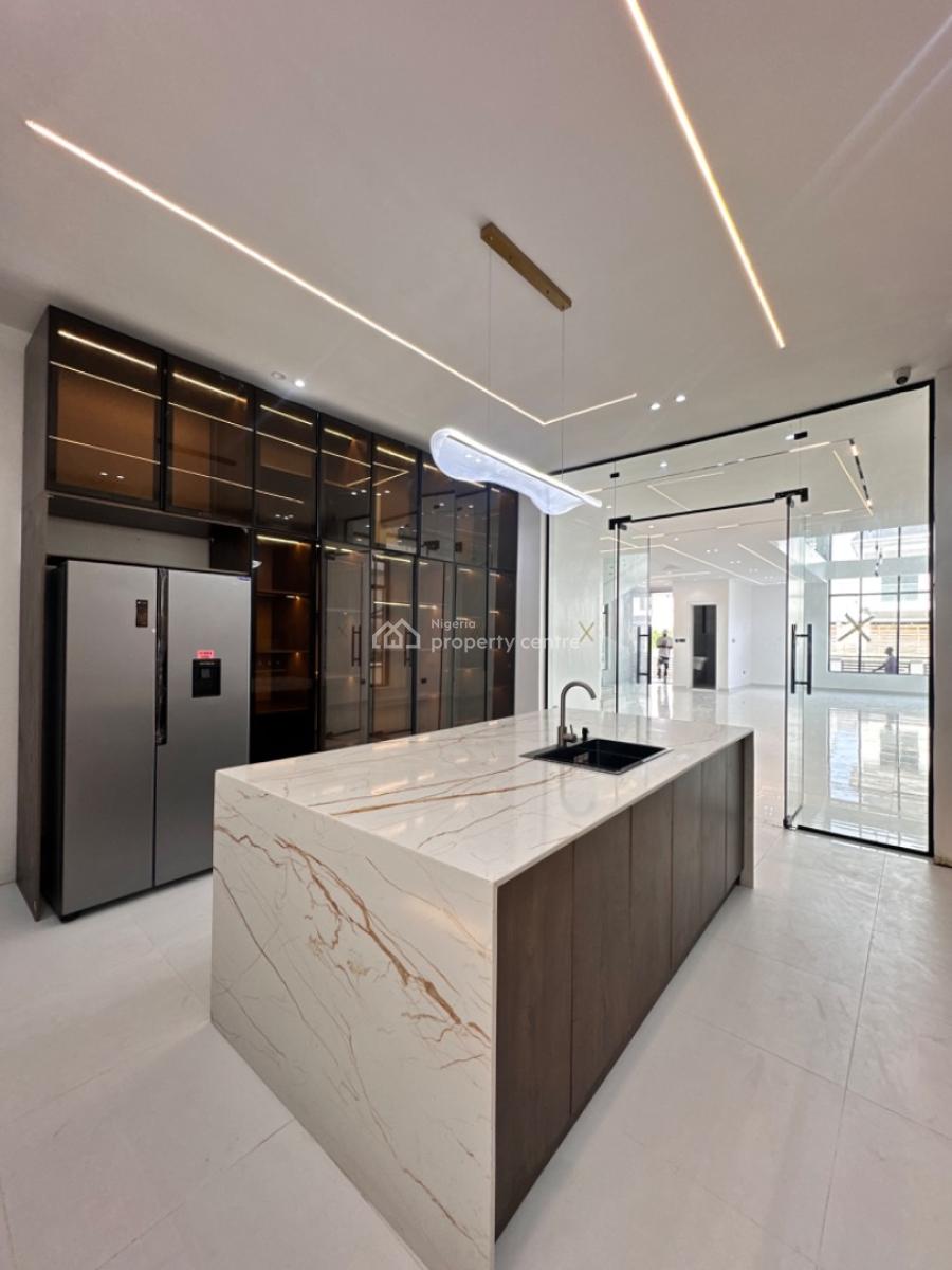 Luxurious 5 Bedrooom, Lekki County Estate, Lekki, Lagos, Detached Duplex for Sale