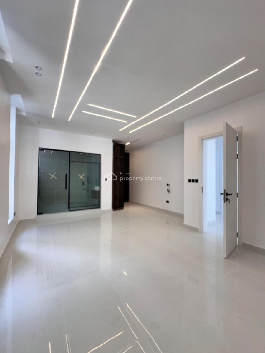 Luxurious 5 Bedrooom, Lekki County Estate, Lekki, Lagos, Detached Duplex for Sale