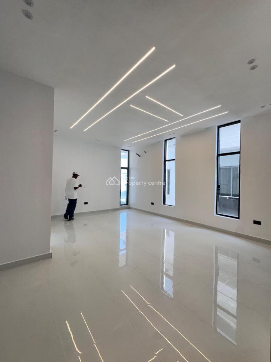 Luxurious 5 Bedrooom, Lekki County Estate, Lekki, Lagos, Detached Duplex for Sale