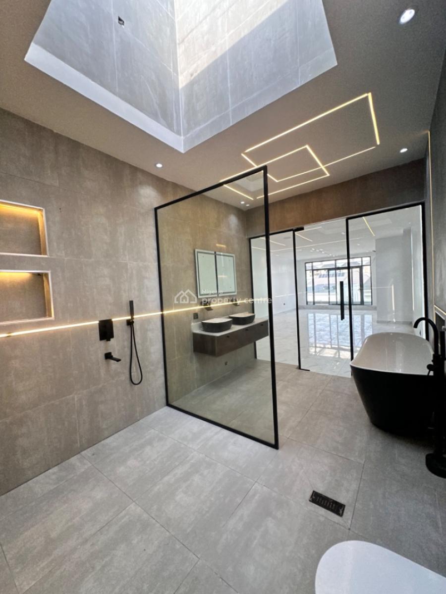 Luxurious 5 Bedrooom, Lekki County Estate, Lekki, Lagos, Detached Duplex for Sale