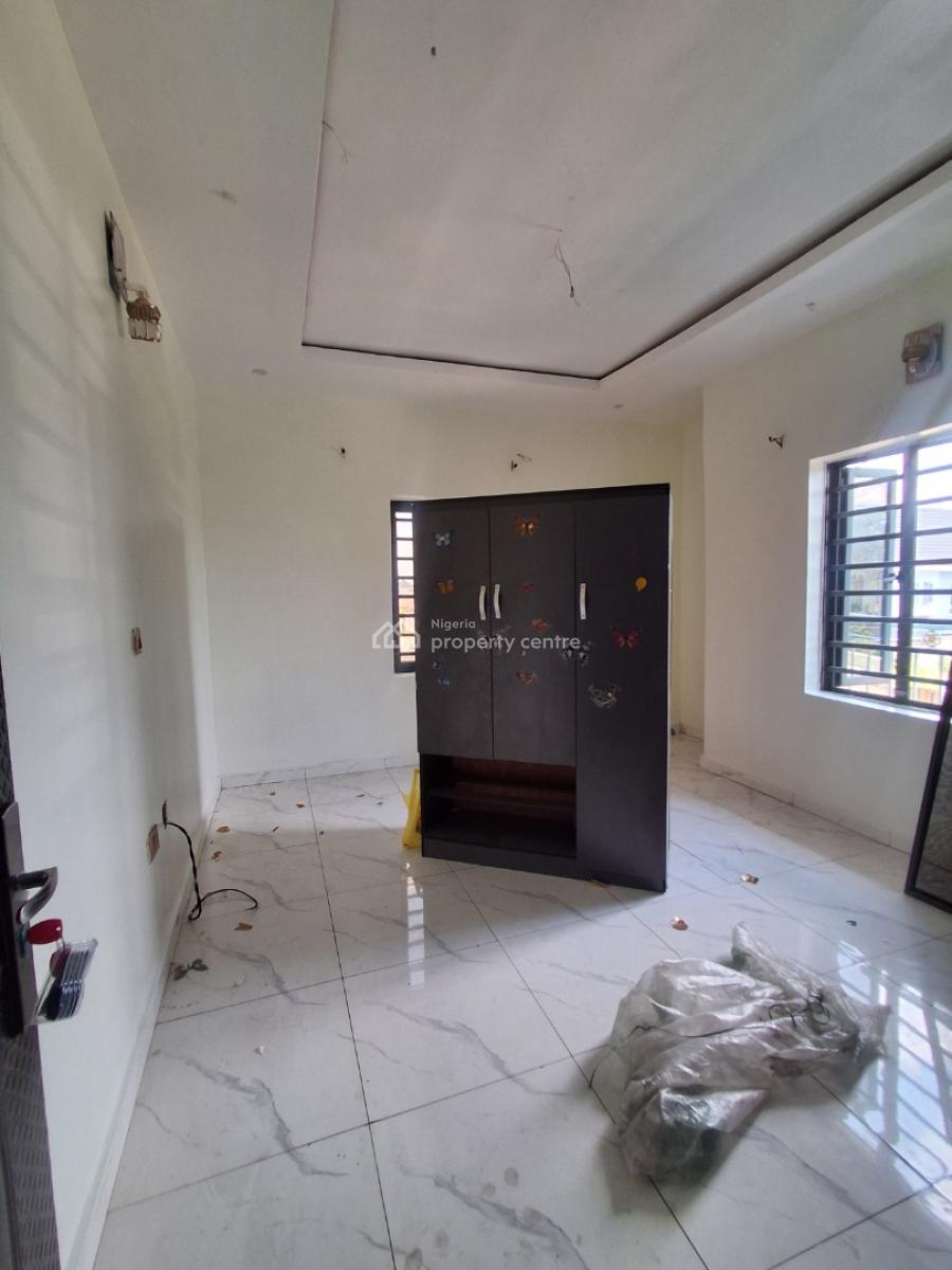 2bedroom Upstairs, in an Estate, Badore, Ajah, Lagos, House for Rent