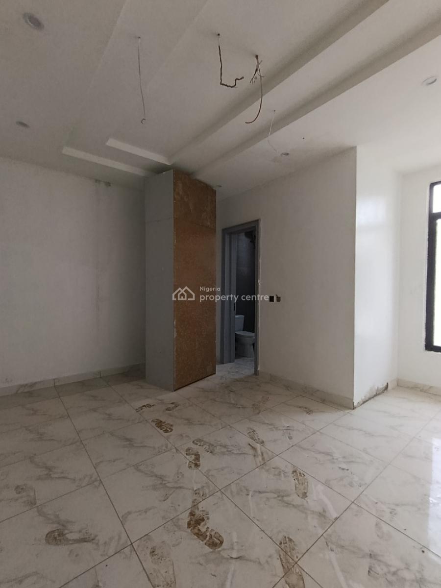 Fully Service 2bedroom Pent Apartment +swimming Pool+gym+24hrs Light, Lekki Phase 1, Lekki Phase 1, Lekki, Lagos, Flat / Apartment for Rent