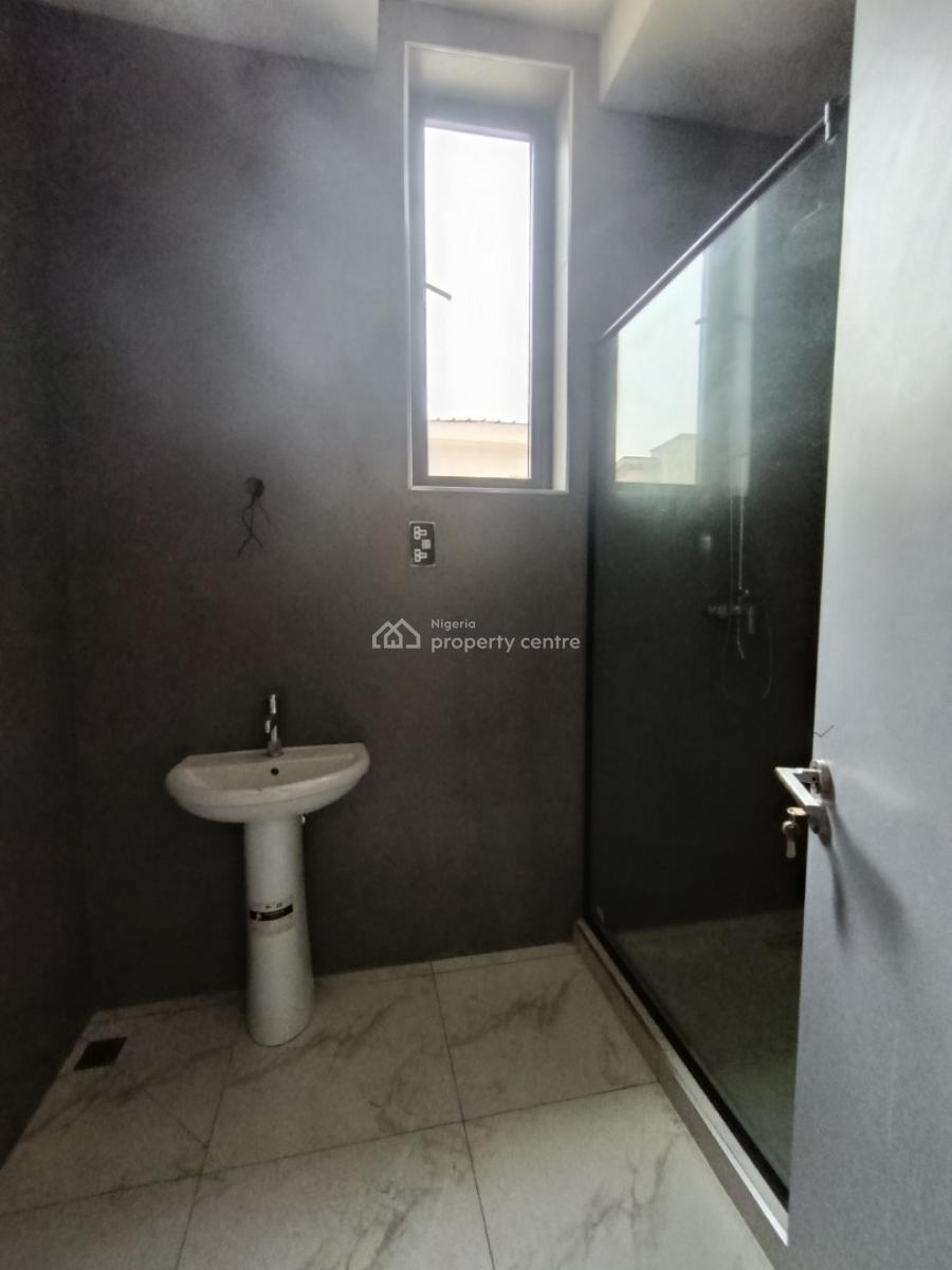 Fully Service 2bedroom Pent Apartment +swimming Pool+gym+24hrs Light, Lekki Phase 1, Lekki Phase 1, Lekki, Lagos, Flat / Apartment for Rent