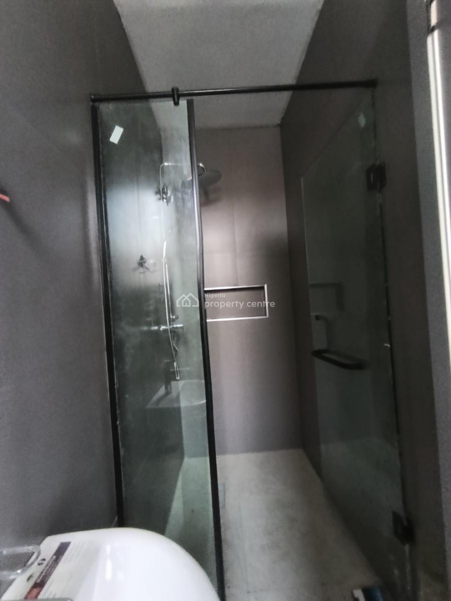 Fully Service 2bedroom Pent Apartment +swimming Pool+gym+24hrs Light, Lekki Phase 1, Lekki Phase 1, Lekki, Lagos, Flat / Apartment for Rent