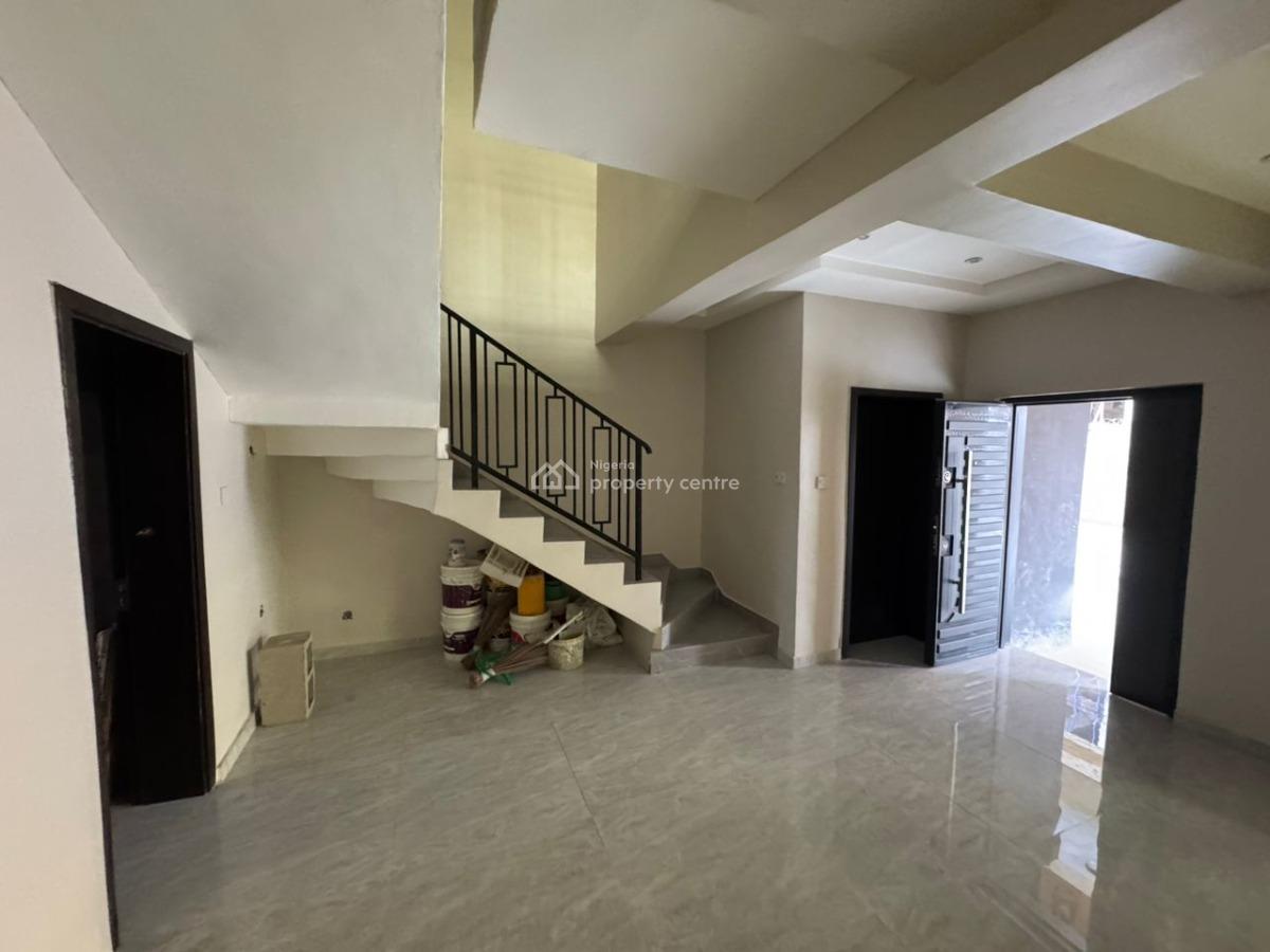 a Very Specious 3 Bedroom Terrace Duplex in a Service Estate, Lekki Right, Lekki, Lagos, House for Rent