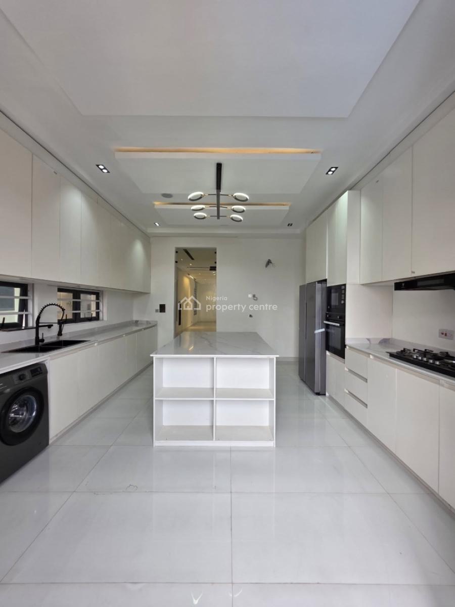 Massive 5 Bedroom Fully Detached Duplex with Bq & Pool, Orchid, Lekki, Lagos, Detached Duplex for Sale