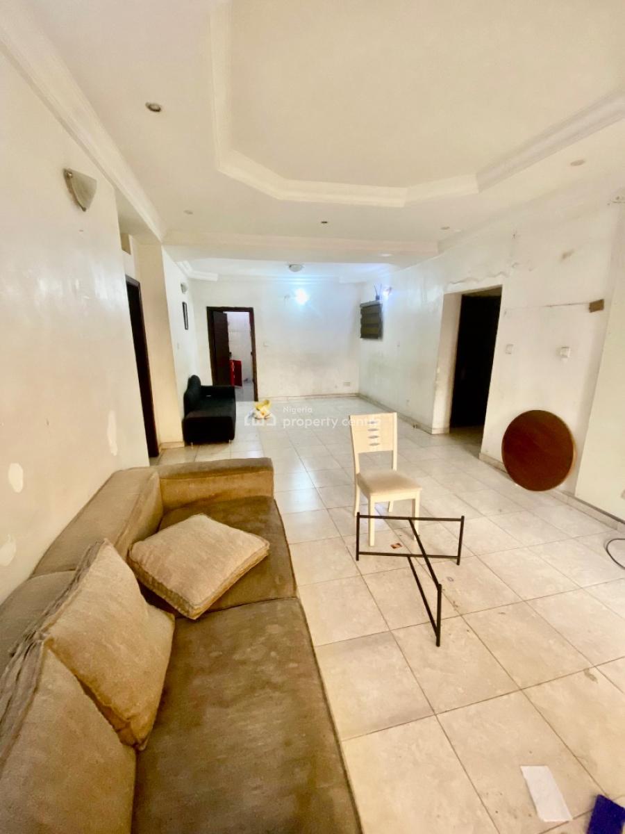 Spacious 3-bedroom Available, Agungi, Lekki, Lagos, Flat / Apartment for Rent