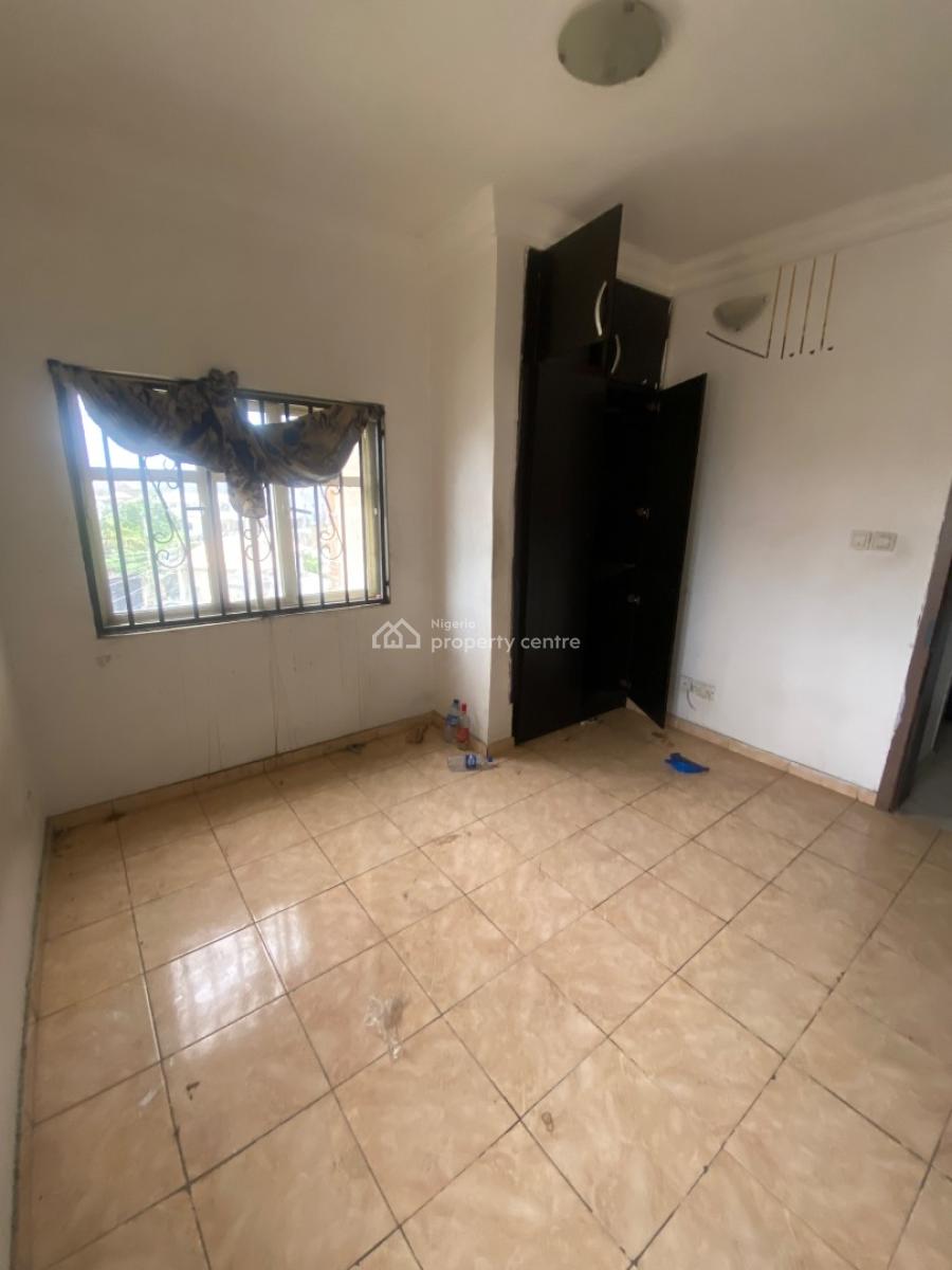 Spacious 3-bedroom Available, Agungi, Lekki, Lagos, Flat / Apartment for Rent