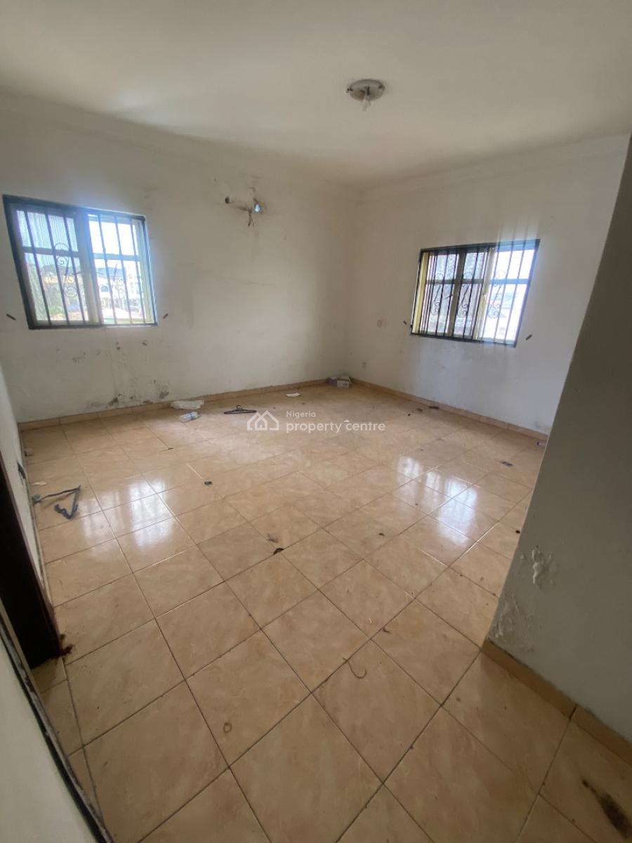 Spacious 3-bedroom Available, Agungi, Lekki, Lagos, Flat / Apartment for Rent