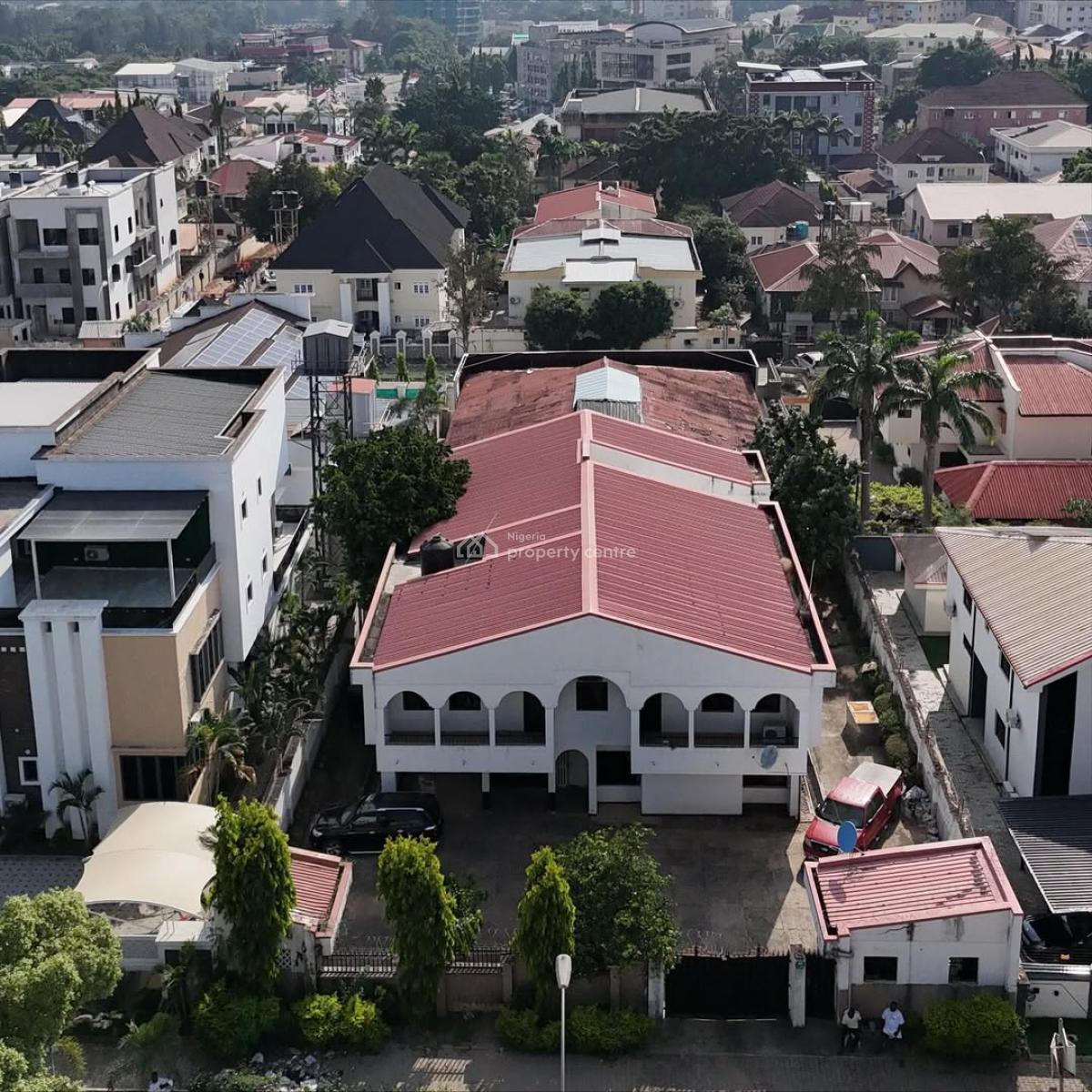 a Decent 5 Bedroom Detached Duplex, Bq ,good for Redevelopment /invest, Wuse2. in a Serene and Strategic Location, Wuse 2, Abuja, Detached Duplex for Sale