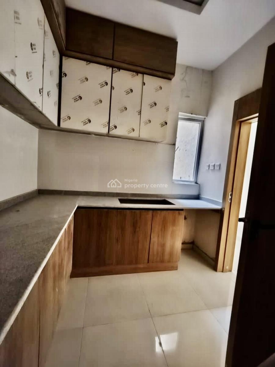 Lovely 3-bedroom Available, Osapa, Lekki, Lagos, Flat / Apartment for Rent