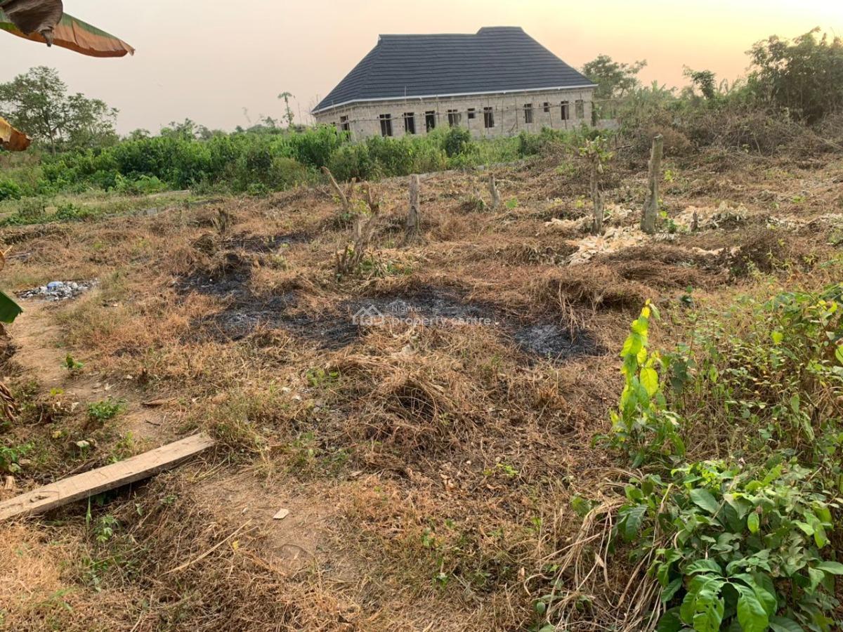 Commercial 2000sqm of Land Facing The Main Road Fenced with Gate, Old Ife Road, Agodi Gate, Ibadan North, Oyo, Commercial Land for Rent