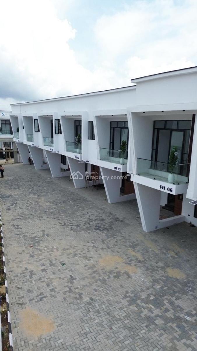 Nicely Built 3bedroom Terrace Duplex with Bq in Ikota, Ikota ,lekki ,lagos ,nigeria, Ikota, Lekki, Lagos, Terraced Duplex for Sale