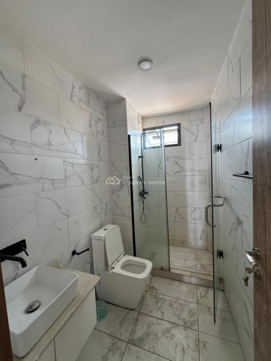 Well Maintained Spacious 4-bedroom Duplex with Bq, in a Call to Access Estate, Lekki Phase 1, Lekki, Lagos, Terraced Duplex for Rent