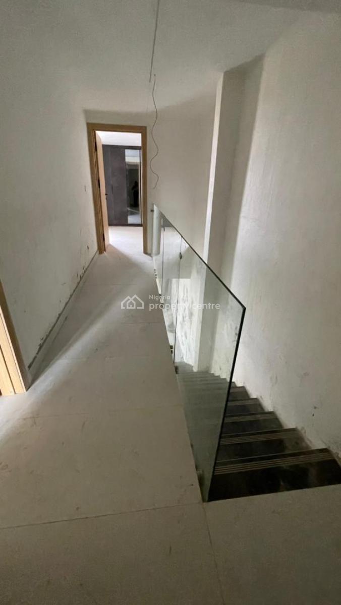 2-bedroom Maisonette Apartment -- Lekki Phase 1, Lekki Phase 1, Lekki, Lagos, Flat / Apartment for Sale
