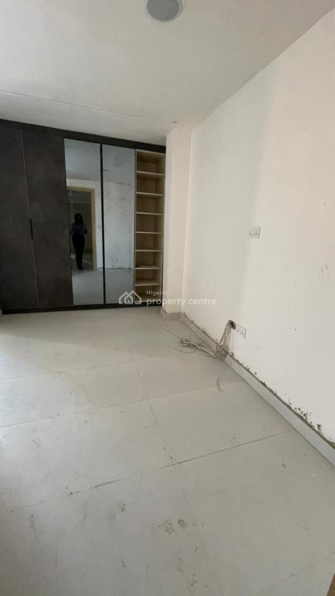 2-bedroom Maisonette Apartment -- Lekki Phase 1, Lekki Phase 1, Lekki, Lagos, Flat / Apartment for Sale