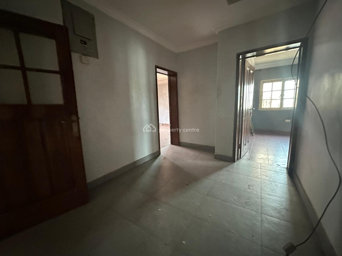 3 Bedroom Apartment, Gra Phase 1, Magodo, Lagos, Flat / Apartment for Rent