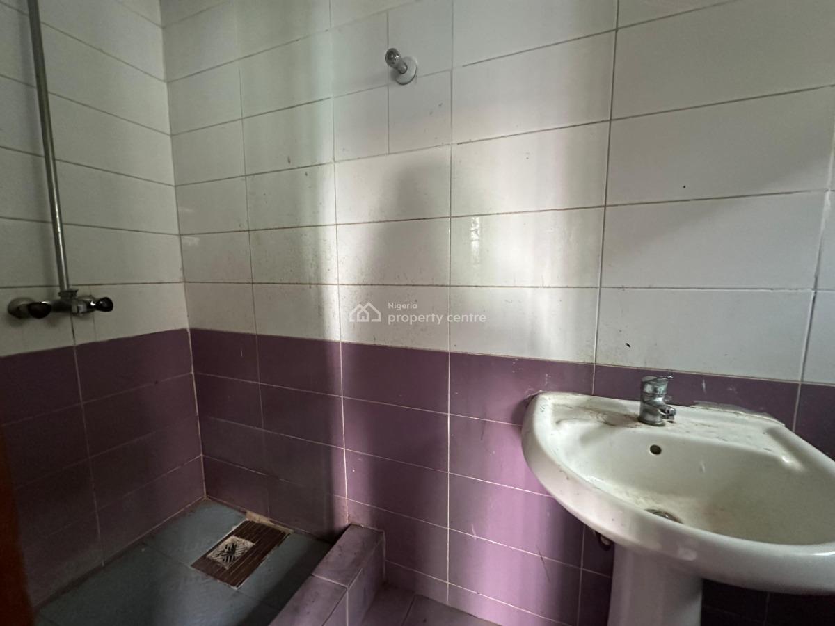 3 Bedroom Apartment, Gra Phase 1, Magodo, Lagos, Flat / Apartment for Rent