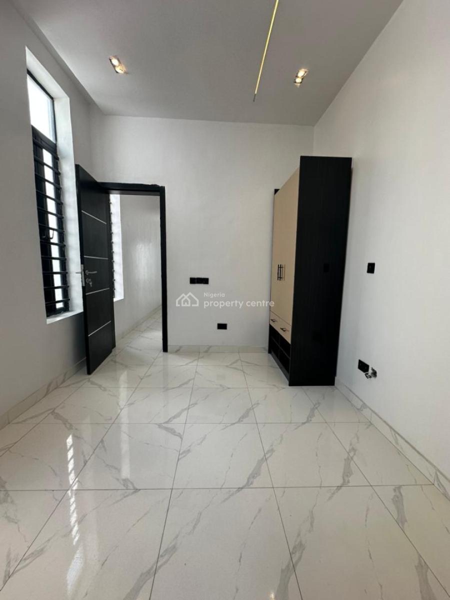 Spaciously Built 5bedroom Detached with Bq &swimming Pool in Ikota, Ikota ,lekki ,lagos ,nigeria, Ikota, Lekki, Lagos, Detached Duplex for Sale