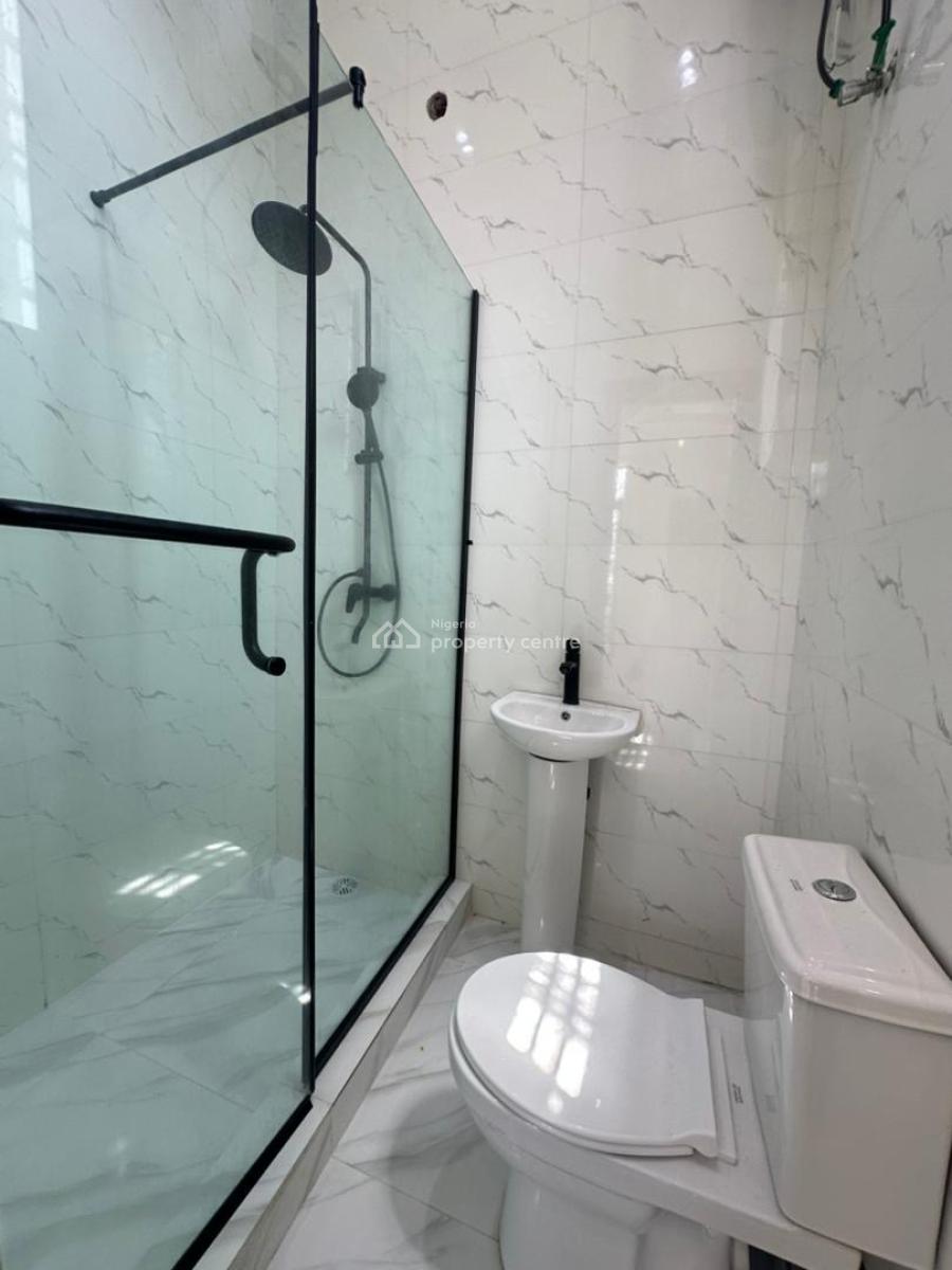 Spaciously Built 5bedroom Detached with Bq &swimming Pool in Ikota, Ikota ,lekki ,lagos ,nigeria, Ikota, Lekki, Lagos, Detached Duplex for Sale