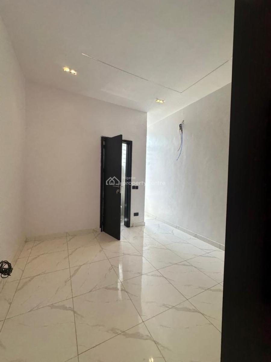 Spaciously Built 5bedroom Detached with Bq &swimming Pool in Ikota, Ikota ,lekki ,lagos ,nigeria, Ikota, Lekki, Lagos, Detached Duplex for Sale