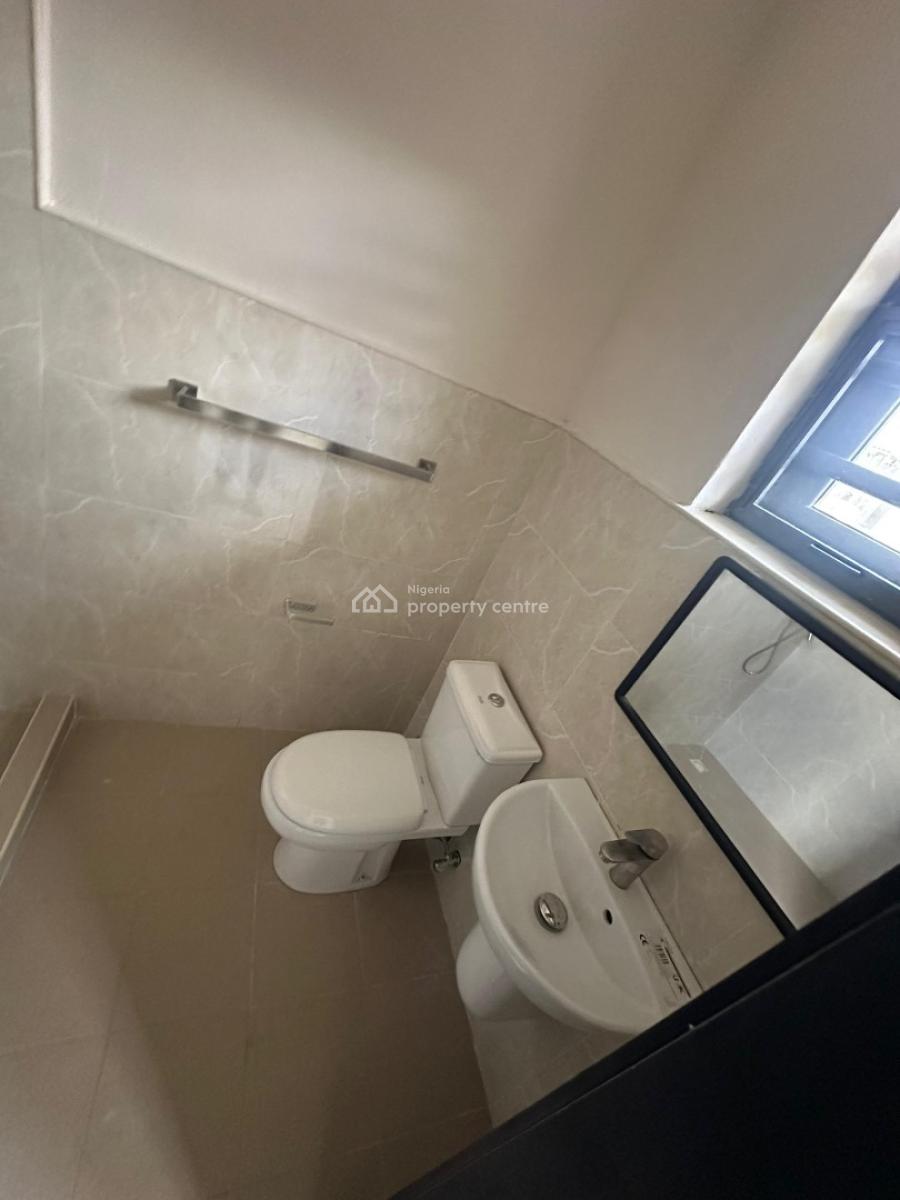 Almost Completed 2bedroom Apartment, Osapa, Lekki, Lagos, Flat / Apartment for Sale