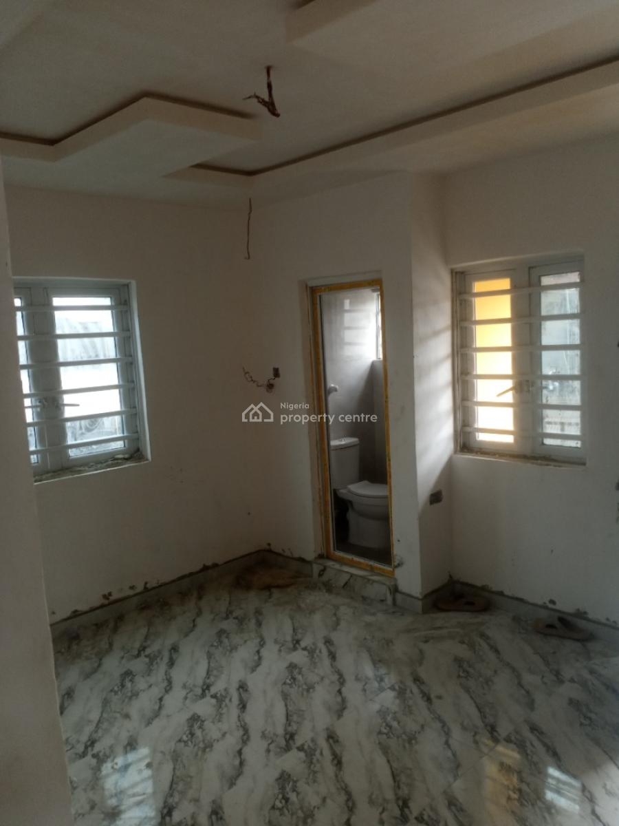 Newly Renovated 2 Bedroom, Ijesha, Surulere, Lagos, Flat / Apartment for Rent