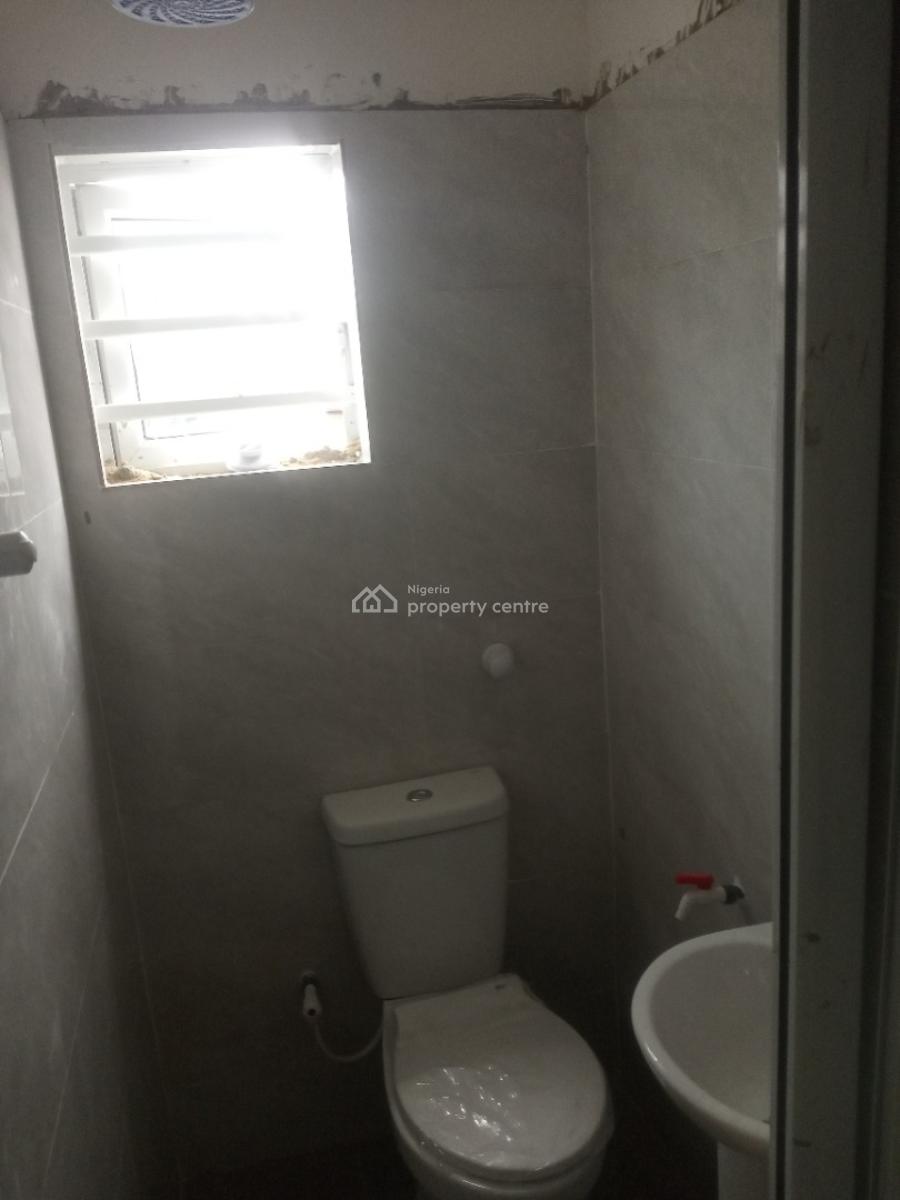 Newly Renovated 2 Bedroom, Ijesha, Surulere, Lagos, Flat / Apartment for Rent