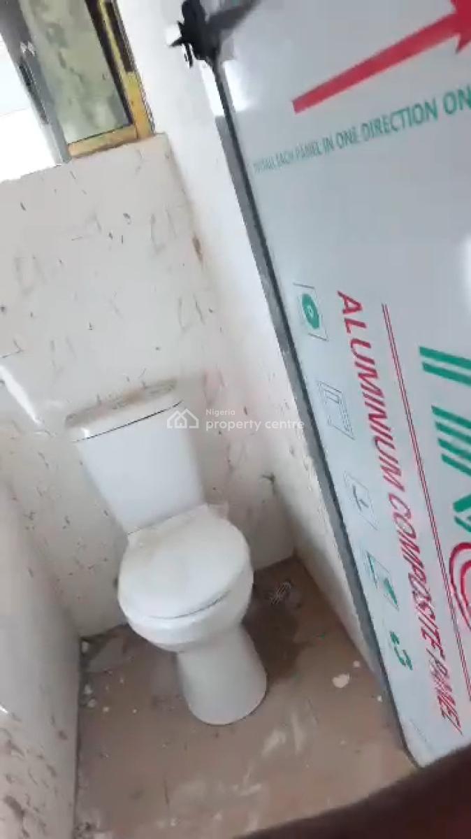 Executive Ground-floor Mini-flat, Fadeyi,yaba ,waec Axis, Yaba, Lagos, Mini Flat (room and Parlour) for Rent