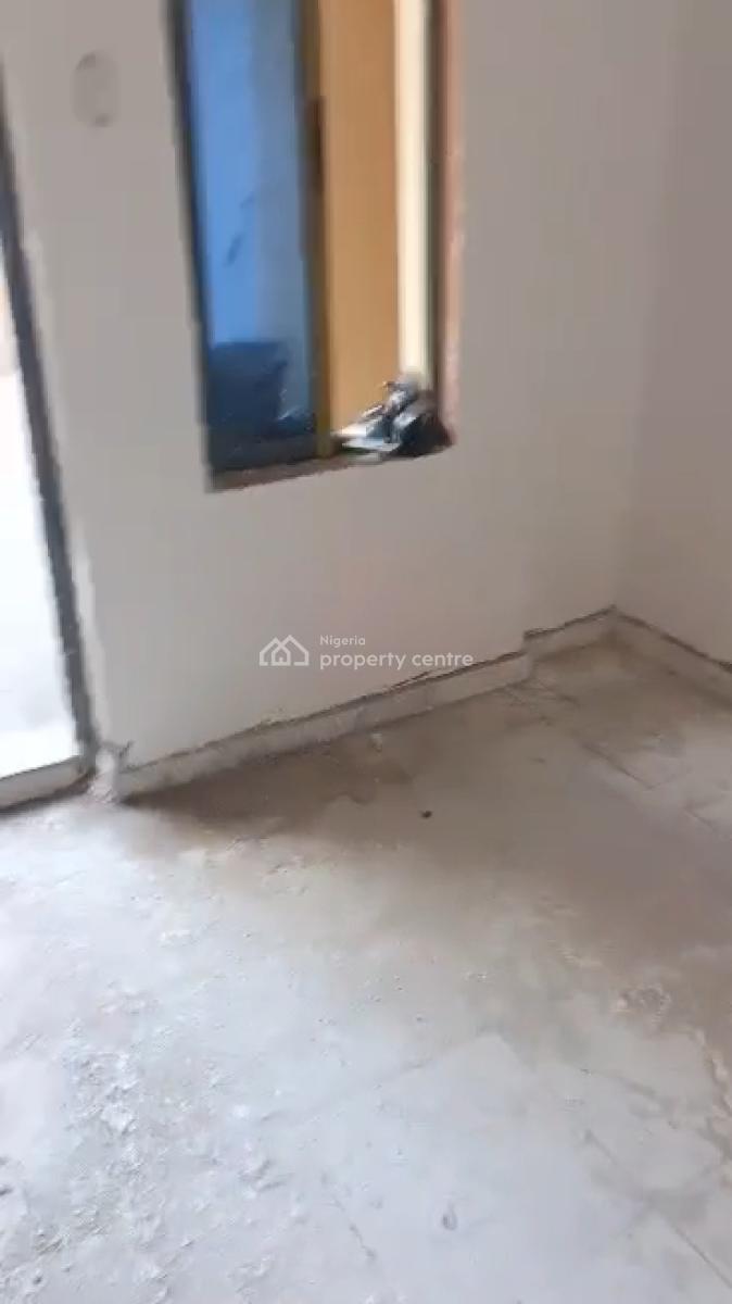 Executive Ground-floor Mini-flat, Fadeyi,yaba ,waec Axis, Yaba, Lagos, Mini Flat (room and Parlour) for Rent