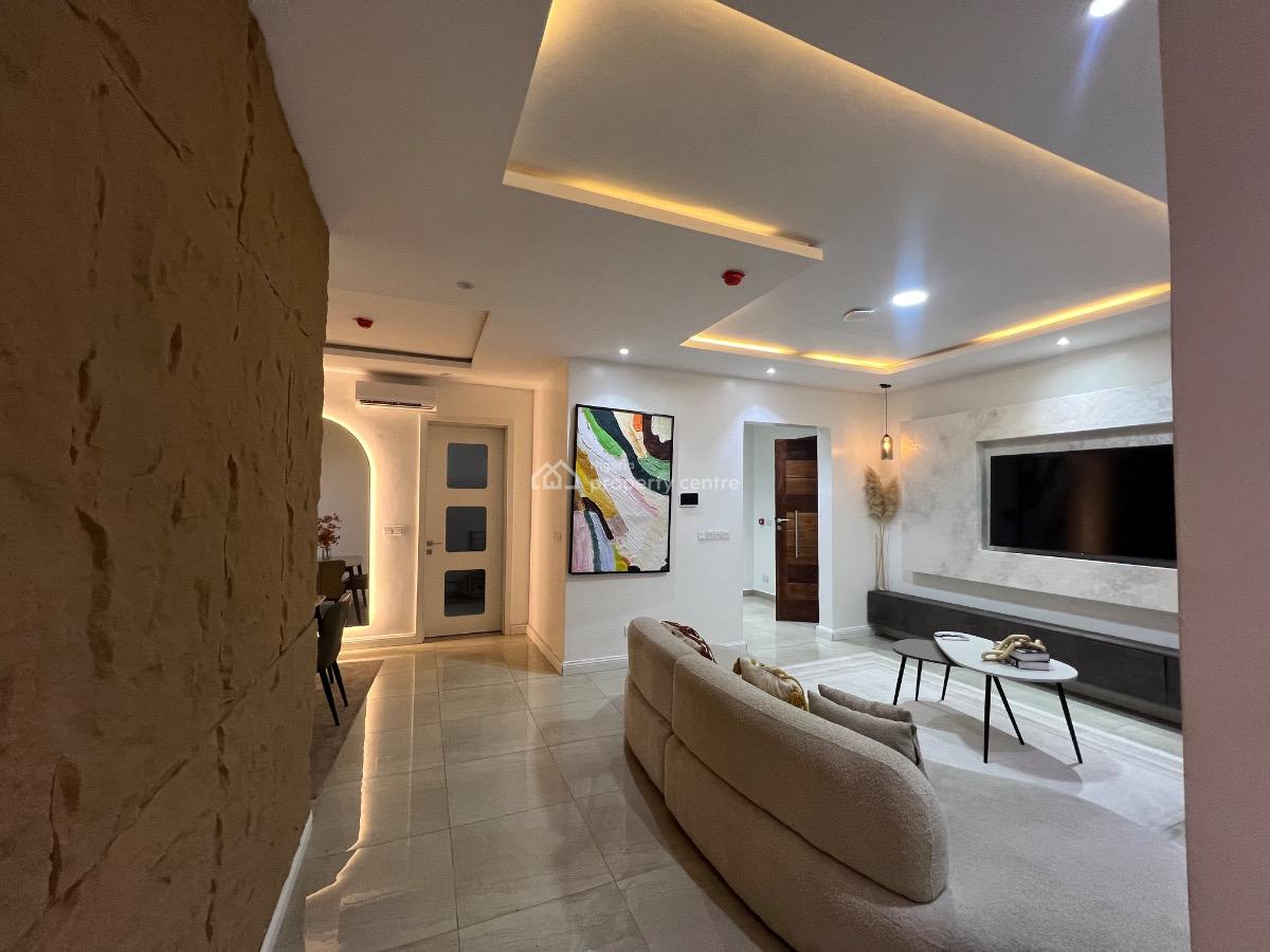 Luxury 2 Bedroom Apartment, Off Admiralty Road, Lekki Phase 1, Lekki, Lagos, Flat / Apartment for Rent