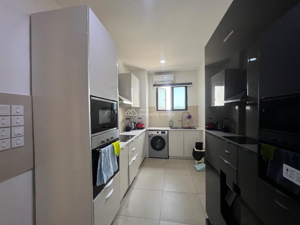 Luxury 2 Bedroom Apartment, Off Admiralty Road, Lekki Phase 1, Lekki, Lagos, Flat / Apartment for Rent