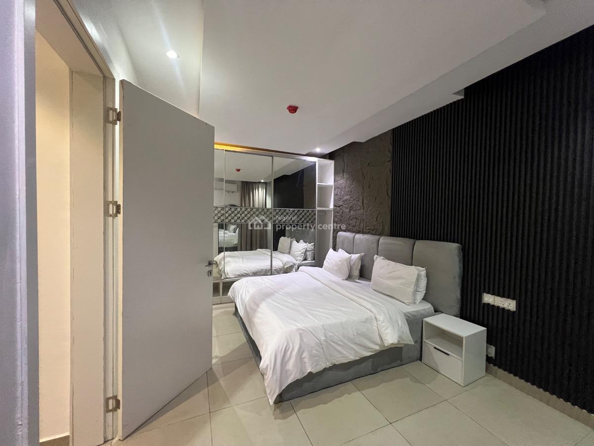Luxury 2 Bedroom Apartment, Off Admiralty Road, Lekki Phase 1, Lekki, Lagos, Flat / Apartment for Rent