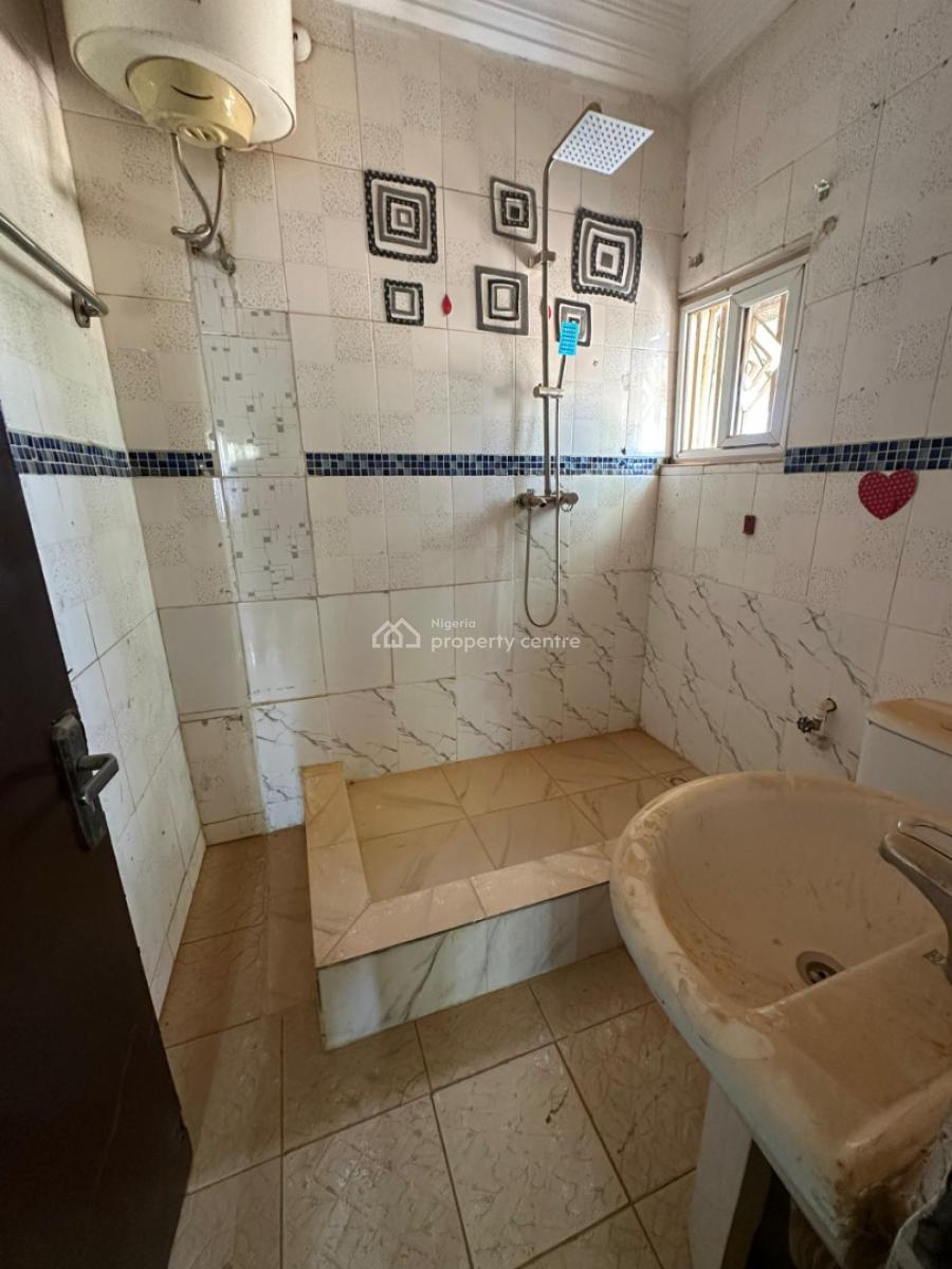 Well Finished 3bedroom with Bq, Mabushi Abuja, Mabushi, Abuja, Flat / Apartment for Rent